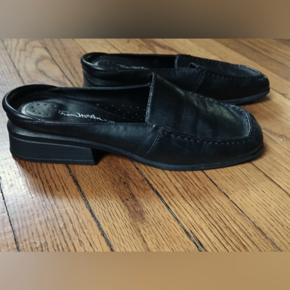 Thom Mcan - Women's Black Leather Upper Casual Slip On Mules Shoes. Size 8